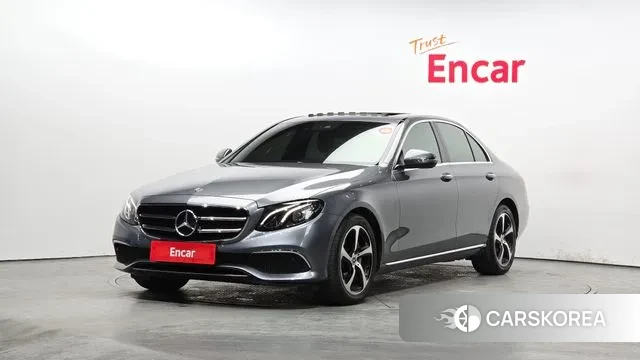 Mercedes-Benz E-Class W213 2019 Серый из Кореи