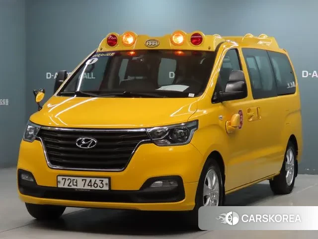 Hyundai The New Grand Starex 2018 Желтый из Кореи