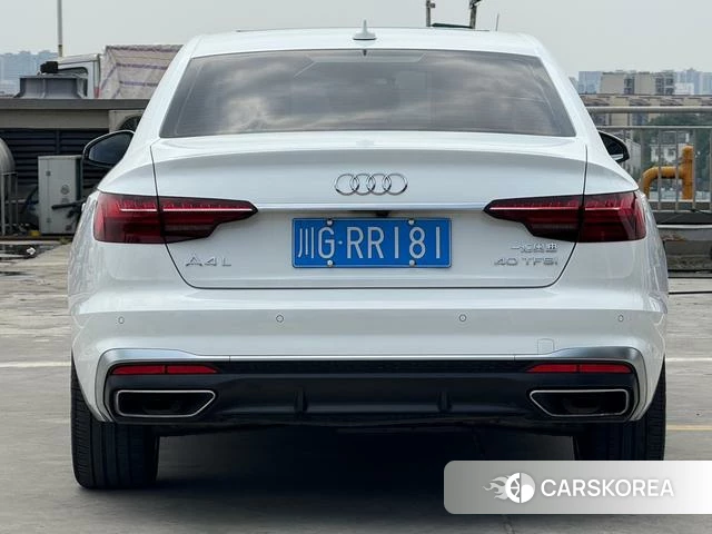 Audi A4L 2021 Белый из Китая