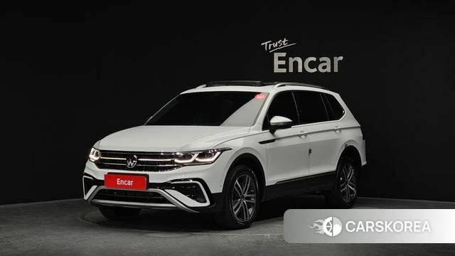 Volkswagen Tiguan Allspace 2023 Белый из Кореи