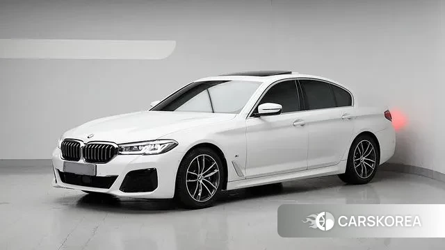 BMW 5 Series (G30) 2021 Белый из Кореи