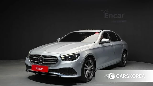 Mercedes-Benz E-Class W213 2022 Серебристо-серый из Кореи