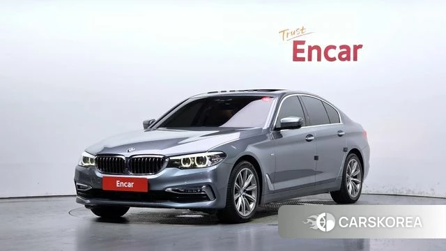 BMW 5 Series (G30) 2018 Светло-серебряный цвет из Кореи