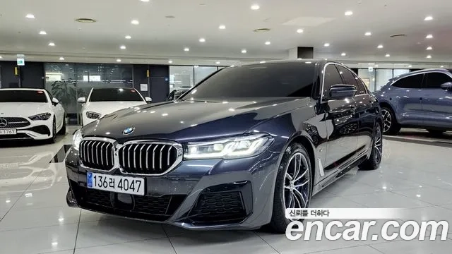 BMW 5 Series (G30) 2023 Серый из Кореи