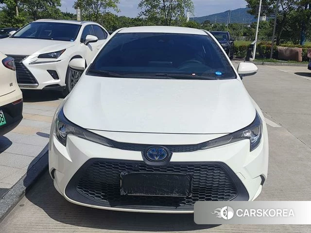 Toyota Lei Ling 2023 Белый из Китая