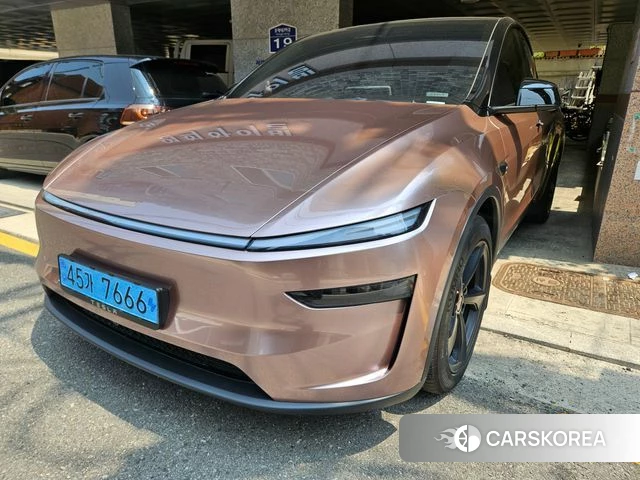 Tesla Model Y 2025 Белый из Кореи