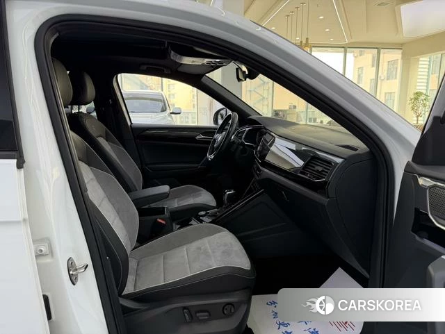 Volkswagen Tanyue 2021 Белый из Китая