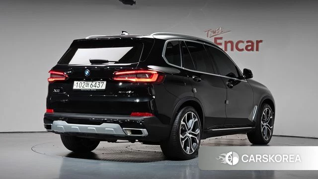 BMW X5 (G05) 2023 Черный из Кореи