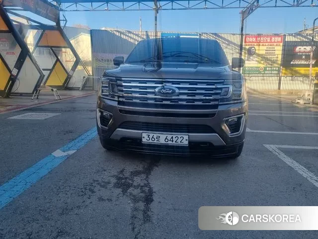 Ford Expeditation 2018 Песочный из Кореи