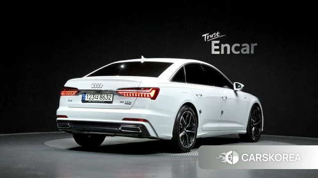 Audi A6 (C8) 2021 Белый из Кореи