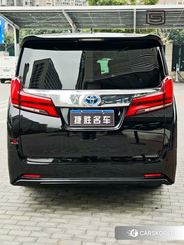 Toyota Elfa 2021 Черный из Китая
