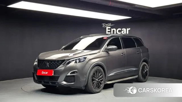Peugeot 5008 second generation 2018 Серый из Кореи