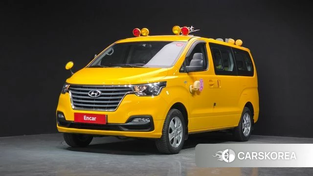 Hyundai The New Grand Starex 2019 Желтый из Кореи