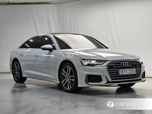 Audi A6 (C8) 2023 Белый из Кореи