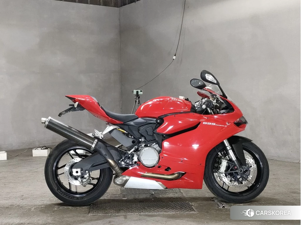 Проданный Ducati 899 PANIGALE 2014 из Японии