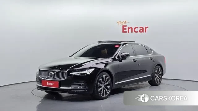 Volvo S90 2023 Черный из Кореи
