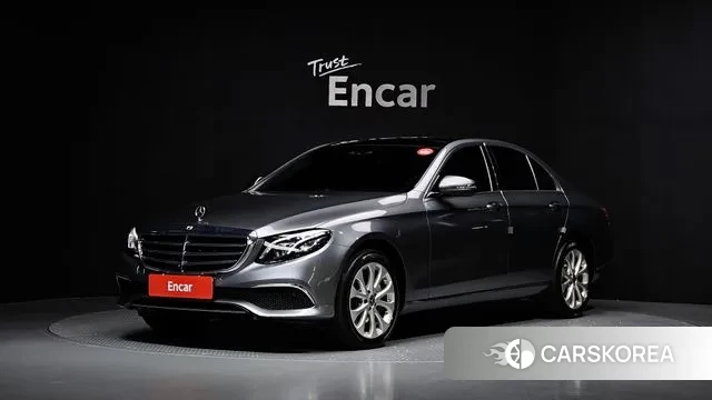 Mercedes-Benz E-Class W213 2019 Серый из Кореи