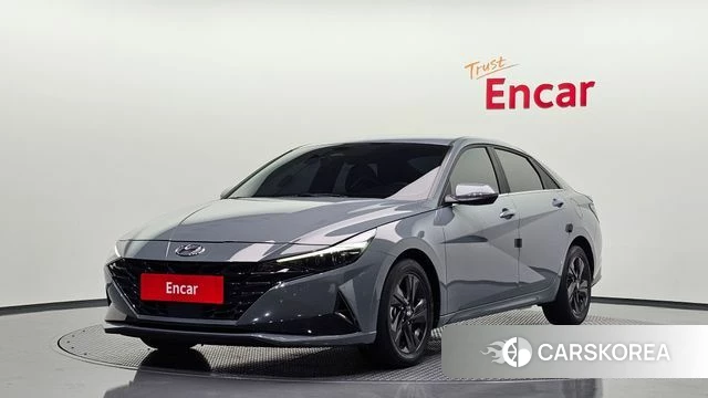 Hyundai Avante (CN7) 2022 Серебристо-серый из Кореи
