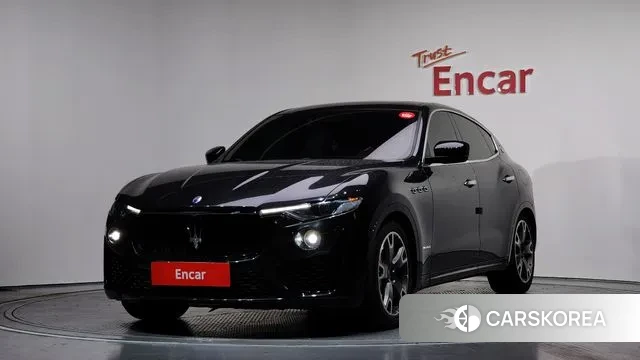 Maserati Levante 2018 Черный из Кореи