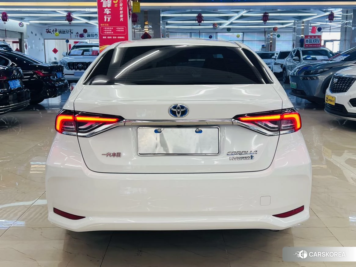 Toyota Corolla 2020 Белый из Китая