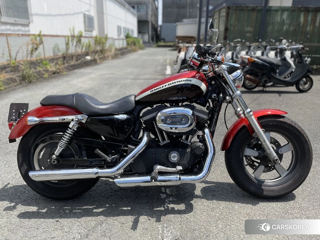 Проданный Harley-Davidson Sportster XL1200CA 2013 из Японии
