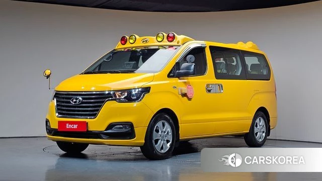 Hyundai The New Grand Starex 2018 Желтый из Кореи