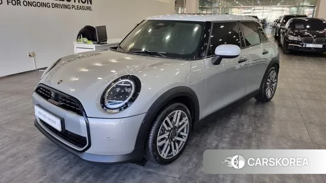 Mini Cooper C 4th generation 2025 Серебряный из Кореи
