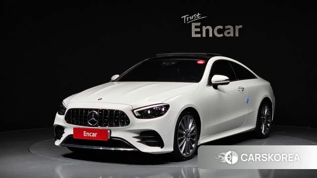 Mercedes-Benz E-Class W213 2021 Белый из Кореи