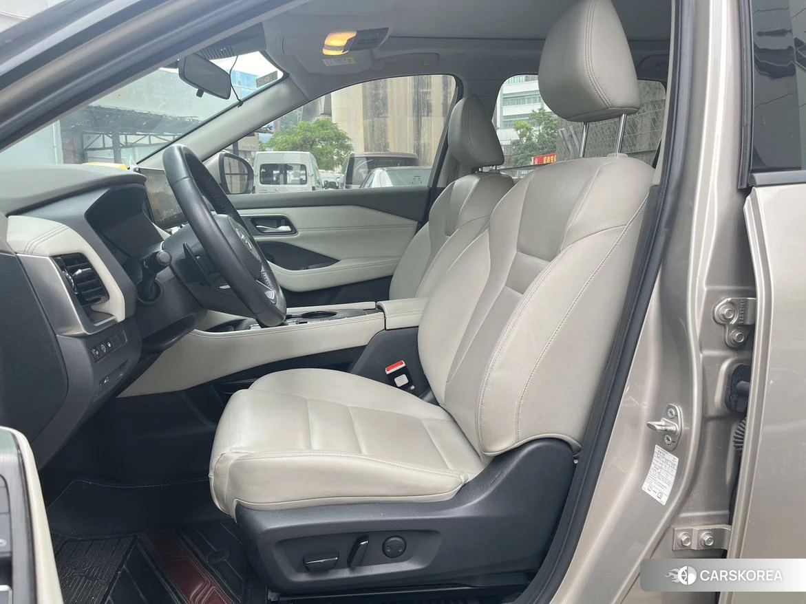 Nissan Qijun 2021 Шампань из Китая