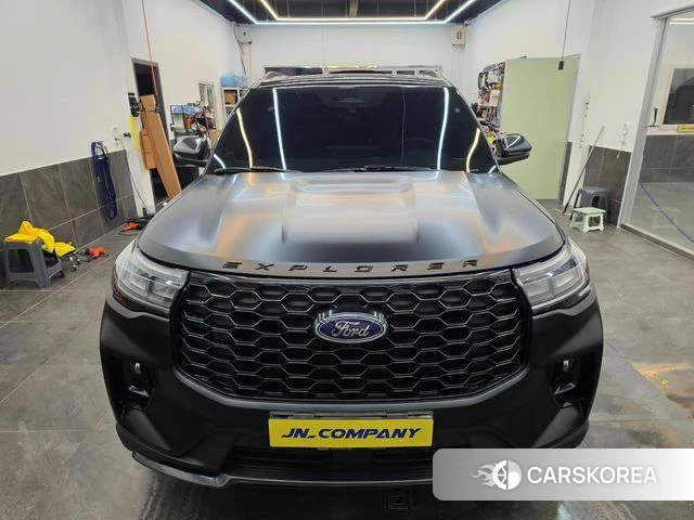 Ford Explorer 6th Generation 2024 Черный из Кореи