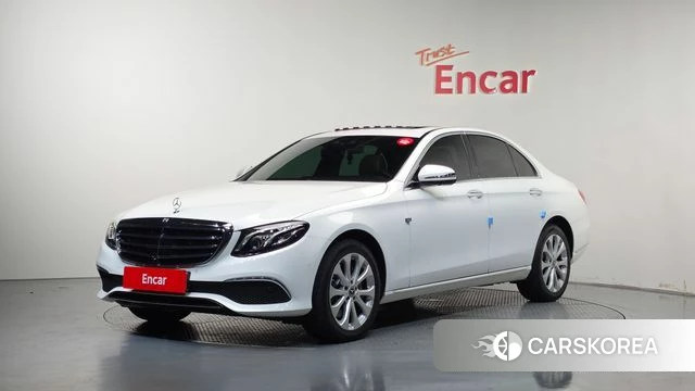 Mercedes-Benz E-Class W213 2020 Белый из Кореи
