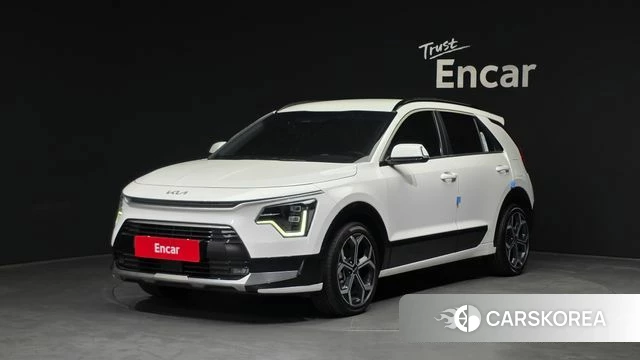 Kia Di Ol Nu Niro 2025 Белый из Кореи