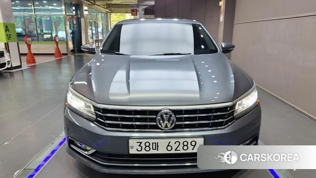 Volkswagen The New Passat 2018 Серый из Кореи