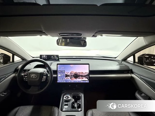 Toyota bZ5 2025 Черный из Китая