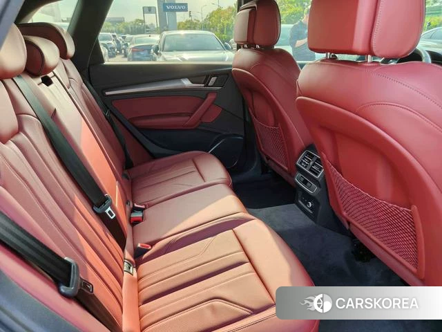 Audi Q5L 2025 Черный из Китая