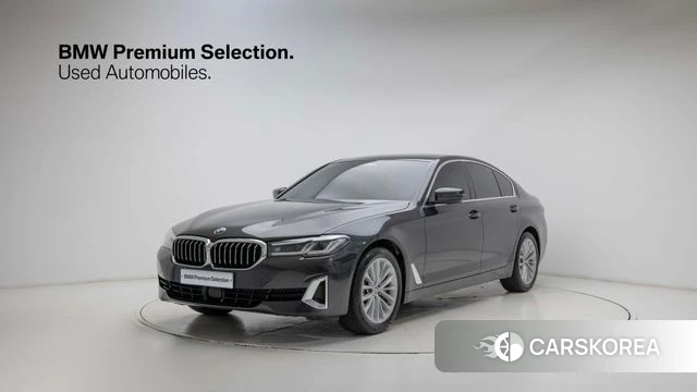 BMW 5 Series (G30) 2022 Серый из Кореи