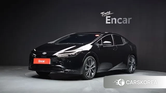 Toyota Prius 5th Generation 2024 Черный из Кореи