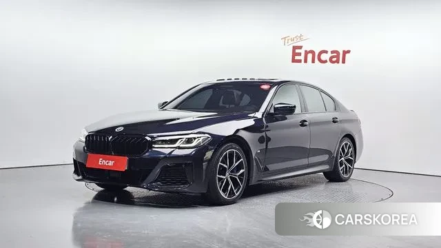 BMW 5 Series (G30) 2022 Черный из Кореи