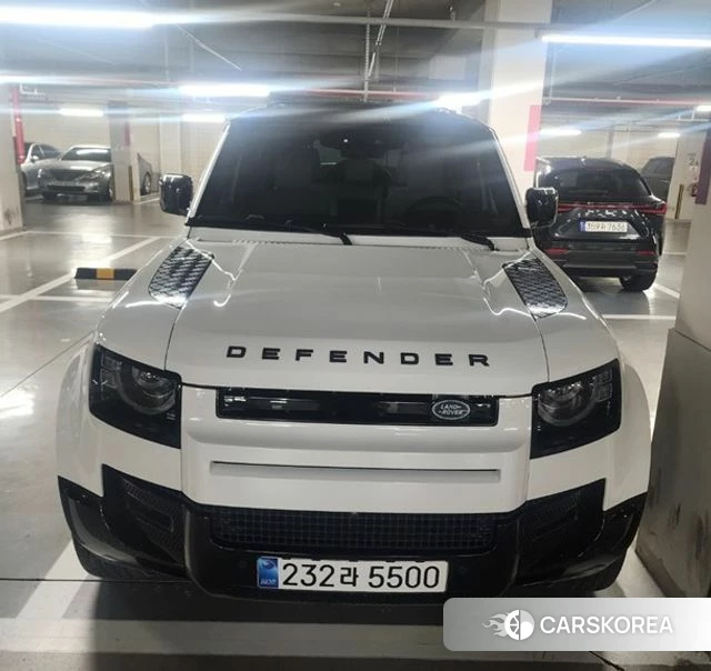 Land Rover Defender (L663) 2024 Белый из Кореи