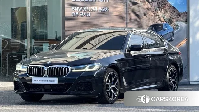 BMW 5 Series (G30) 2021 Черный из Кореи