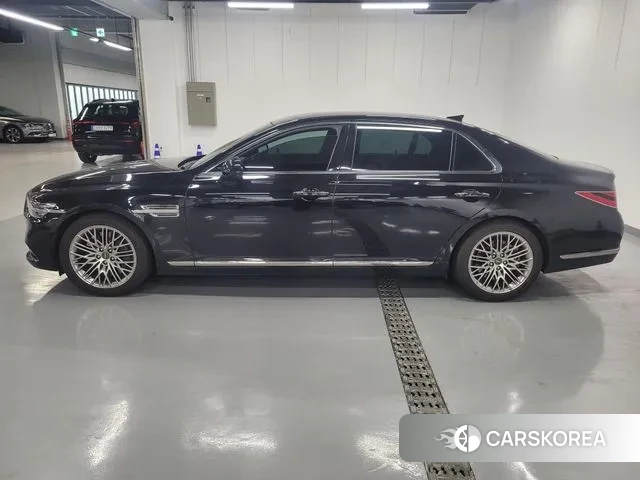 Genesis G90 2021 Черный из Кореи