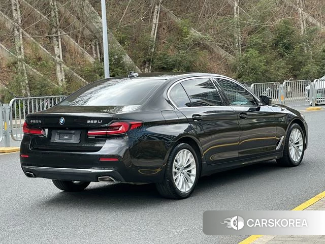 BMW 5 series 2021 Черный из Китая