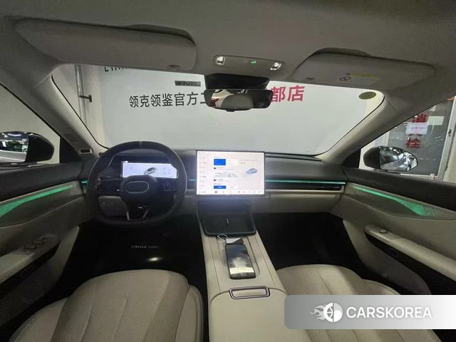 Lynk 07 EM-P 2025 Фиолетовый из Китая