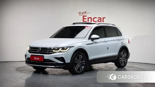 Volkswagen Tiguan second Generation 2022 Белый из Кореи