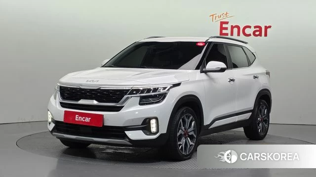 Kia Seltos 2022 Белый из Кореи