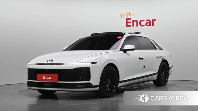 Hyundai Grandeur Hybrid (GN7) 2023 Белый из Кореи