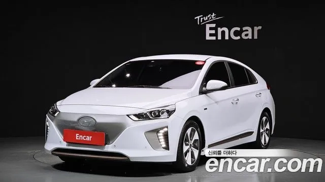 Hyundai Ionic Electric 2018 Белый из Кореи
