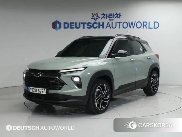 Chevrolet (GM Daewoo) The New Trail Blazer 2023 Светло-серебряный цвет из Кореи