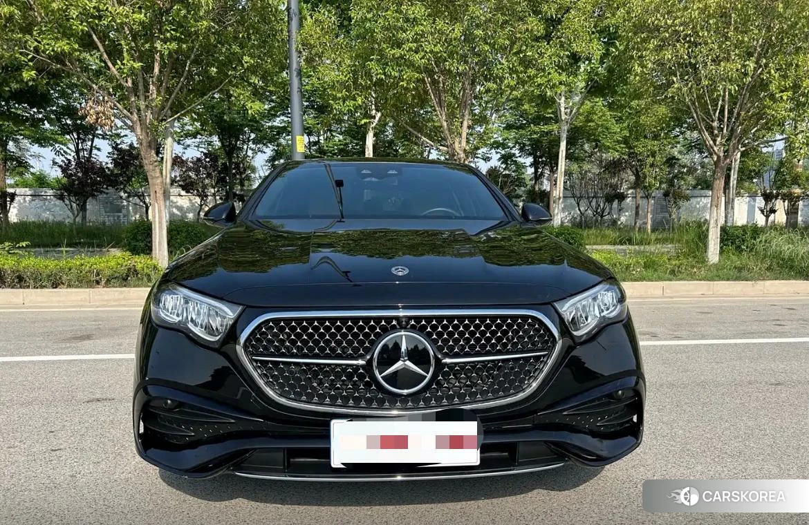 Mercedes-Benz E-class 2023 Черный из Китая