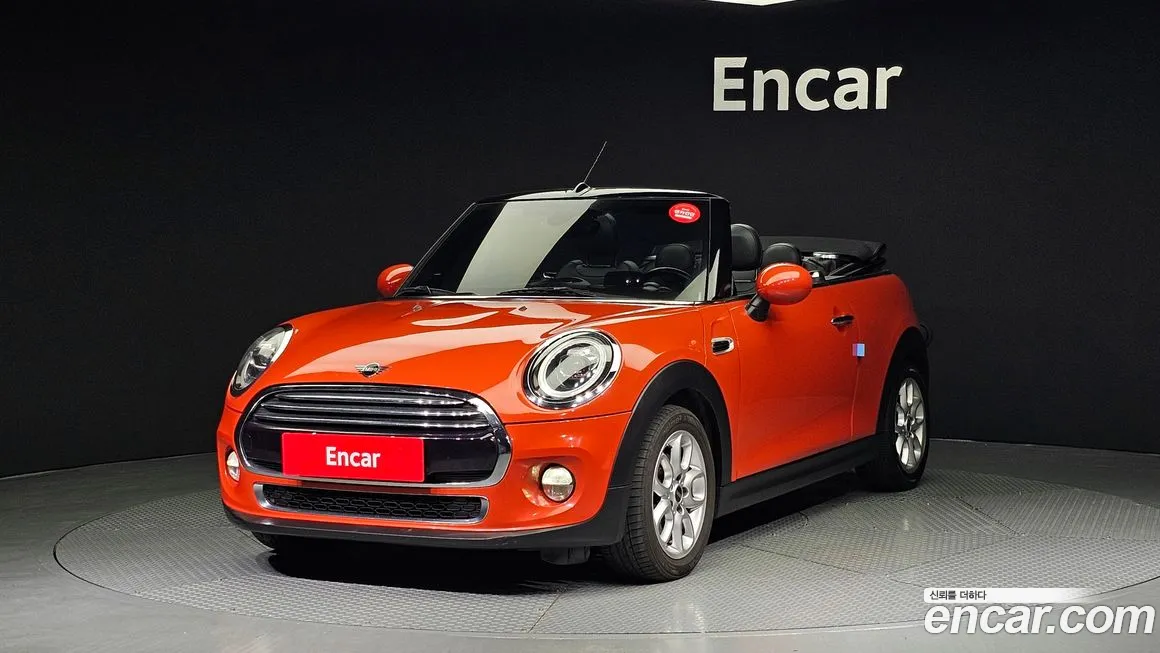 Mini Cooper Convertible 2019 Красный из Кореи